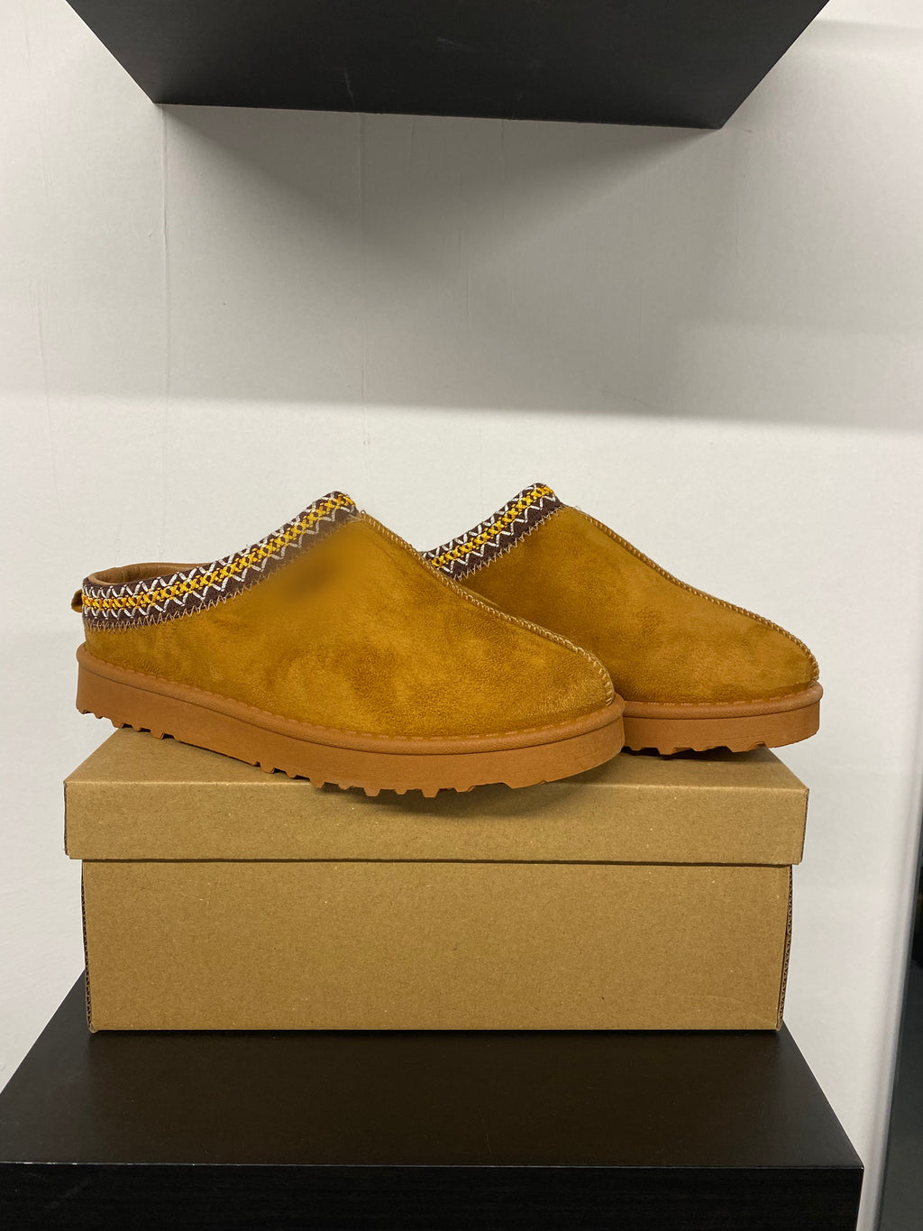 Brown Ug Tsmn